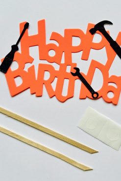 Gereedschap klusser NEON Happy birthday taart vlag