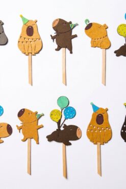 Capibara cupcake prikkers